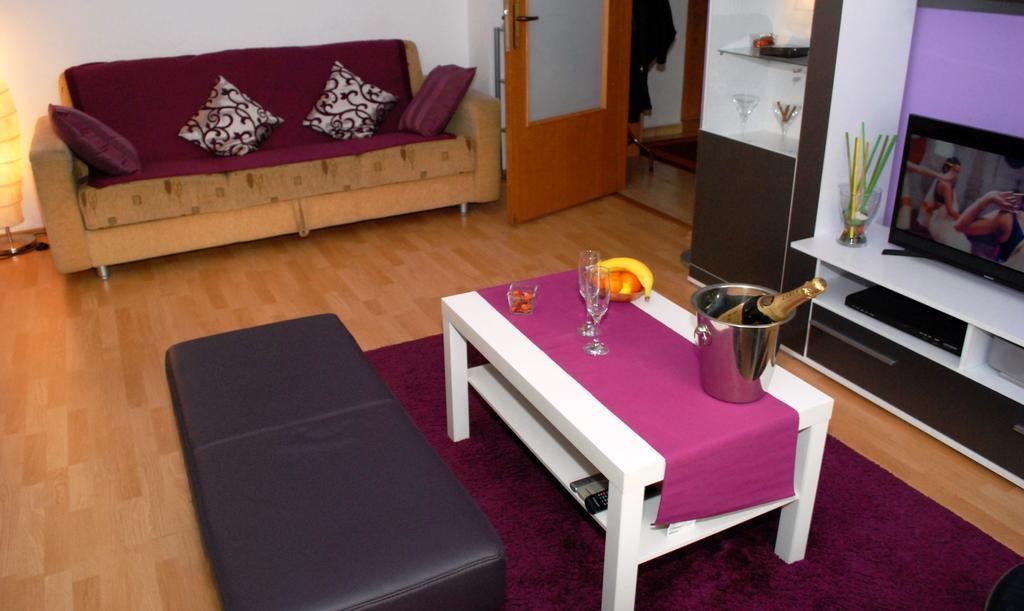 Sunny Old Town Apartments Bucharest Luaran gambar